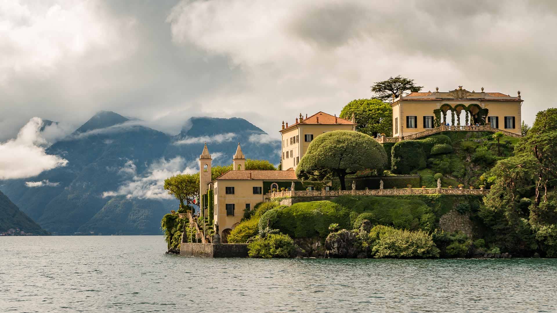 A Complete Guide On Lake Como Star Wars - HOPE MAGZINE